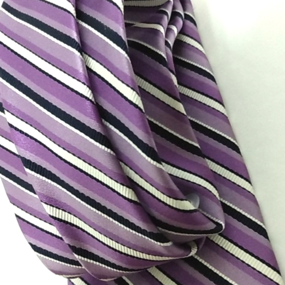 JOS. A. BANK SIGNATURE COLLECTION SILK NECK TIE - Picture 5 of 10